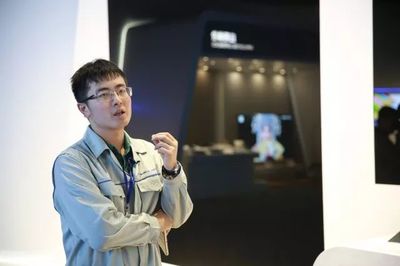 智能制造在南京 500臺機器人占領的工廠與計算機系統(tǒng)集成